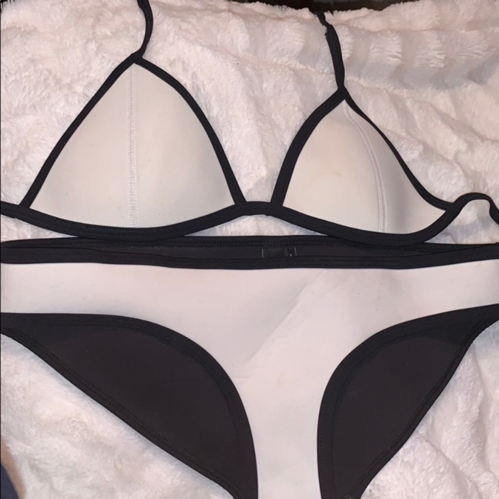 TRIANGL (TOP ONLY) white neoprene Chloe Top